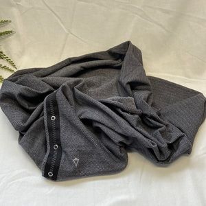 Ivivva by Lululemon Vinyasa scarf